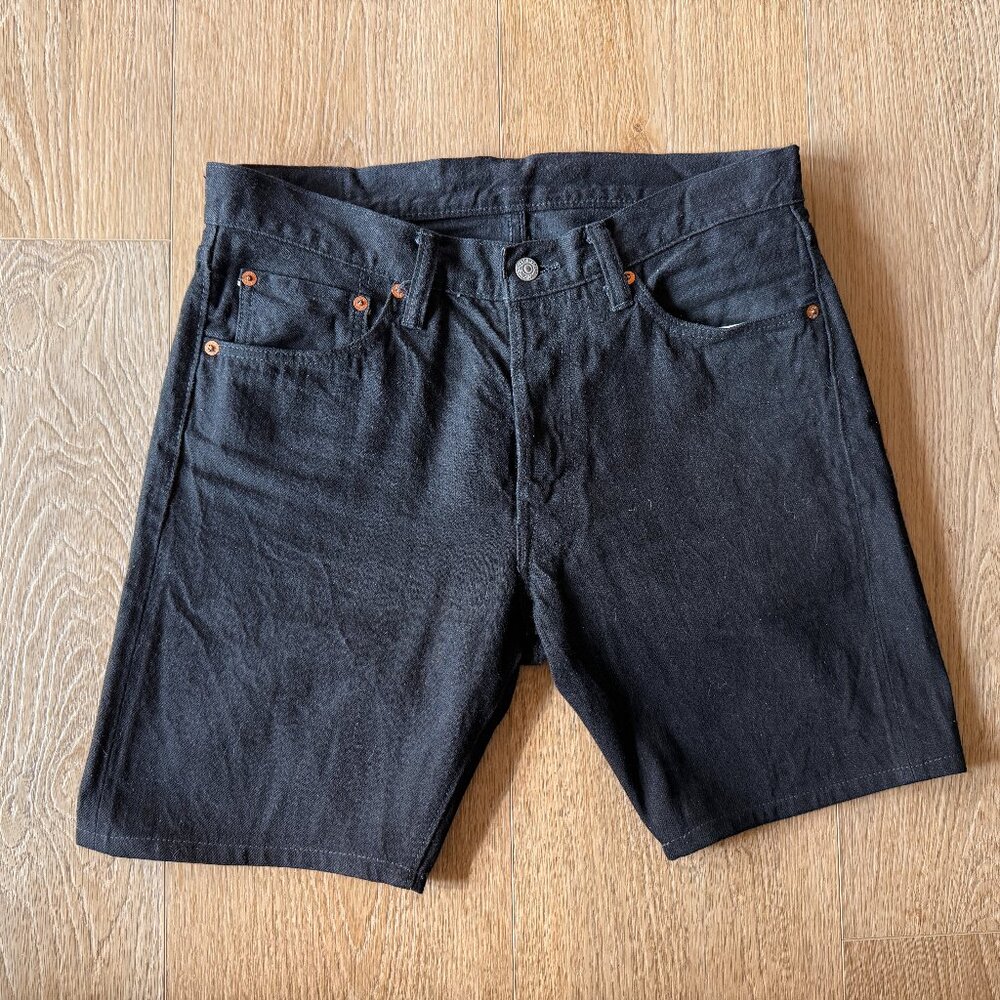 SUGAR CANE “SC41470” 13oz Black Denim Shorts – W32 washed twice